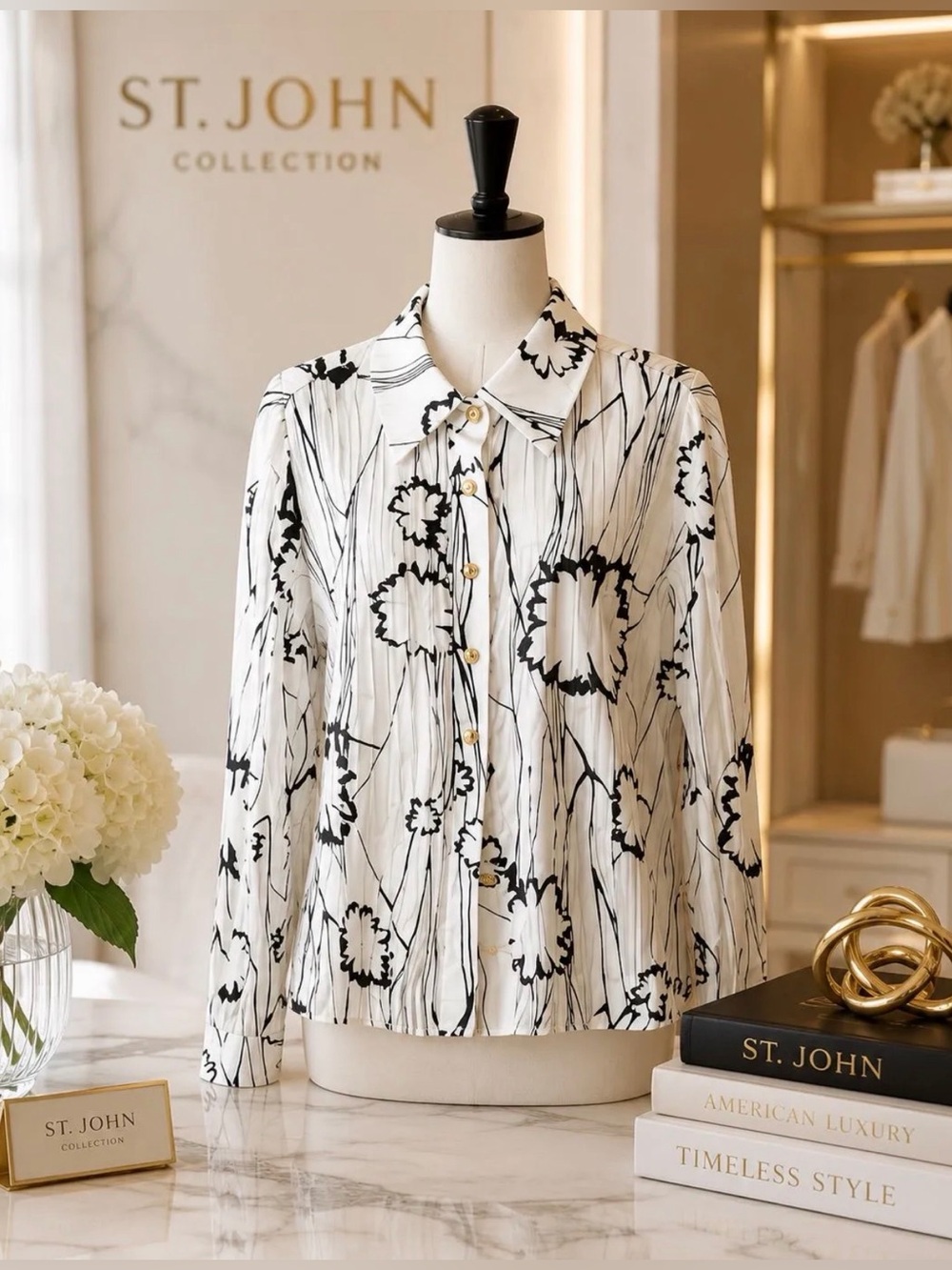 4k. St. John Black and White Graphic Button Down Shirt